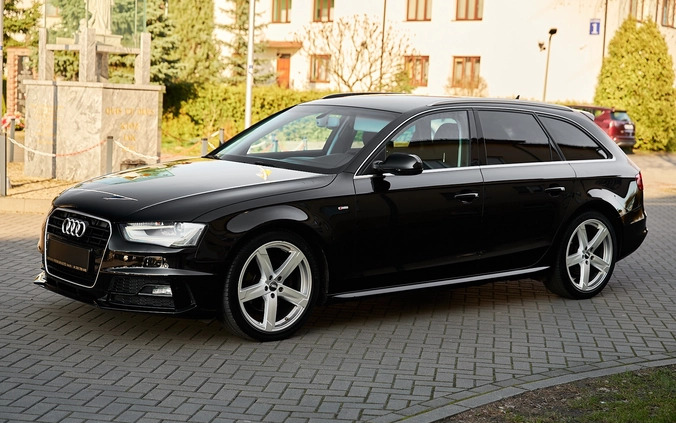 Audi A4 cena 59900 przebieg: 226000, rok produkcji 2015 z Płock małe 781